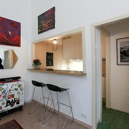 La Casa Di Irene - Bright In The Navigli Area Apartmán *