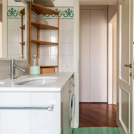 Bilocale Accogliente E Completo In Via Stilicone Appartement