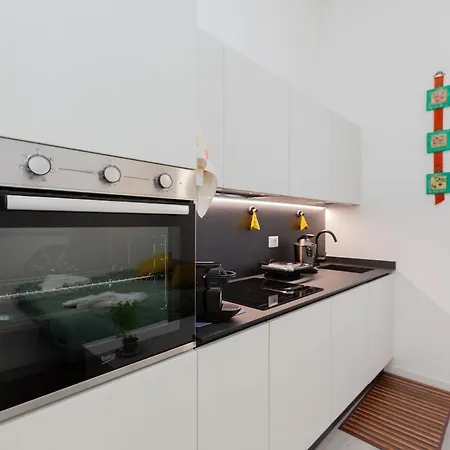 Andrea's House Via Lambrate 22 * ميلان