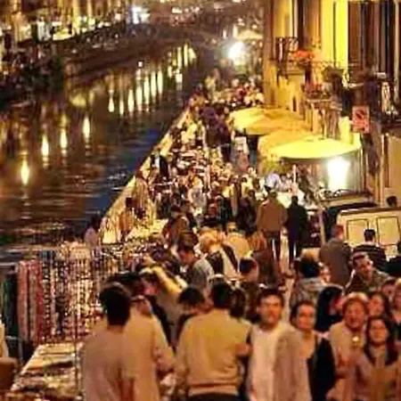 Navigli,m2 A Stone's Throw From The Subway Apartament *