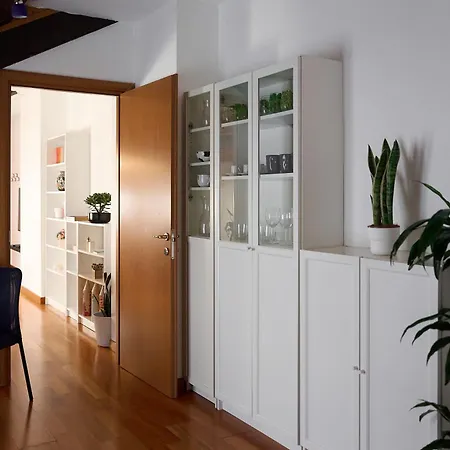 Luxury Penthouse Porta Romana شقة