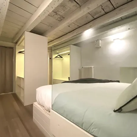 公寓 Intomilan I Design Loft San Babila