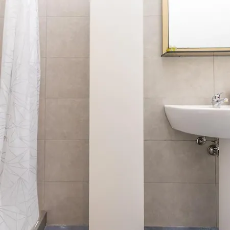 Апартаменты Brera - 10 Min From The Duomo, Shops, Restaurants Милан