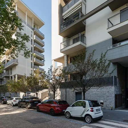 Guesthost - Rogoredo Cozy Flat With Garden דירה מילאנו