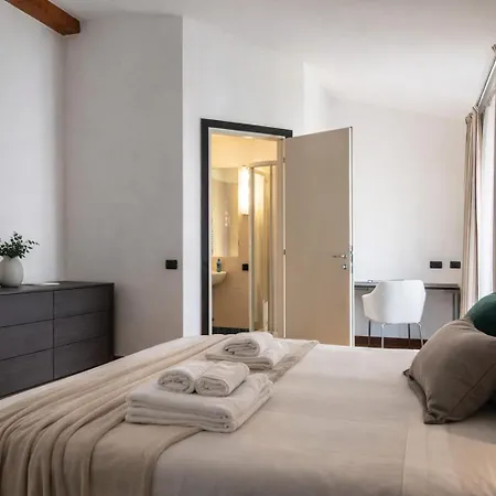 Attico I 7 Campanili - Centro Storico Apartamento Milão