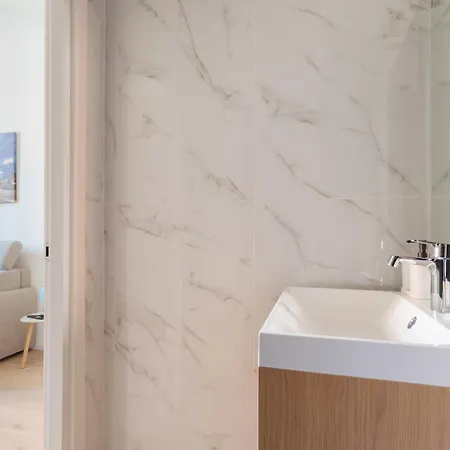Guesthost - Comfy Ca' Granda Mm5 Apartment Milan