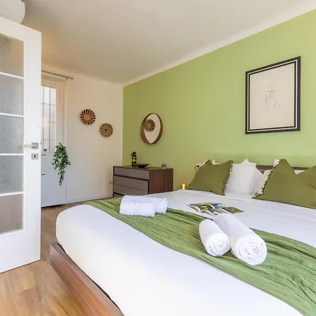 Il Glicine - Vista Mozzafiato, Zona Isola, Vicino Metro M3 M5 E Stazione *