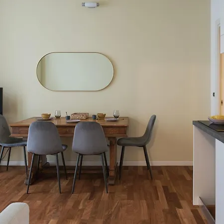 Apartmán Elegant Luxury In Historic Center - M2 *
