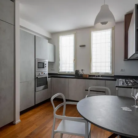 Appartamento Navigli - Porta Genova Barbavara 7a *