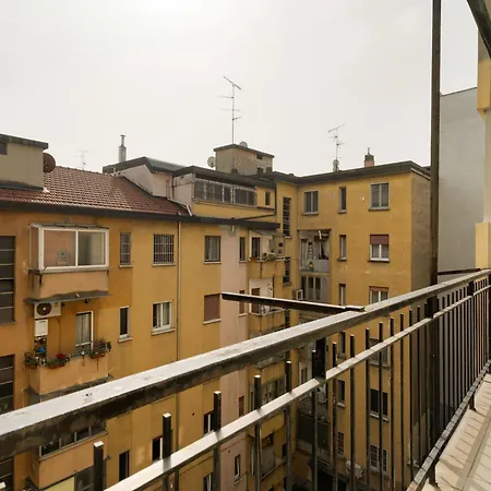 Guesthost - Fiera Cozy X4 Apartament