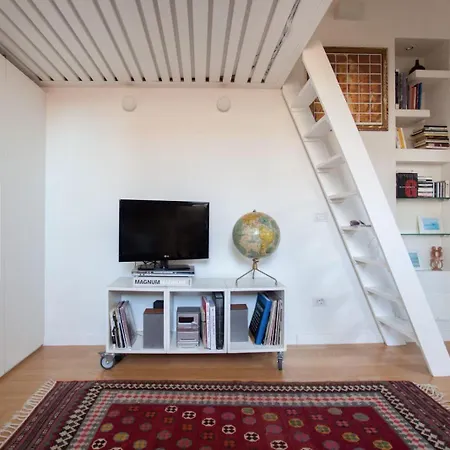 Apartmán Charming Loft On The Navigli *