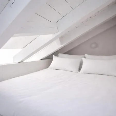 Charming Loft On The Navigli Milán