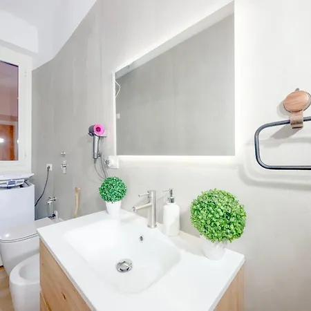 Japanese Luxury Retreat - Dyson - 2 - Zara Daire
