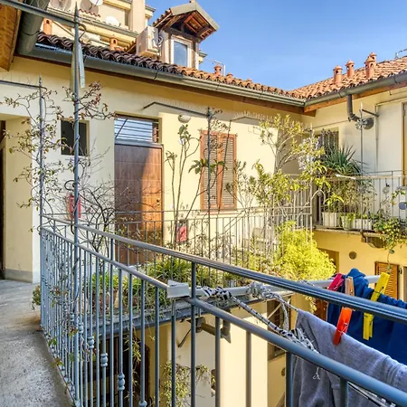 Casa Naviglio - Elegant Two-floors With Canal View *