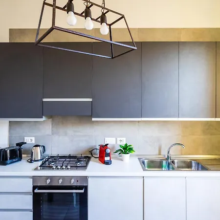 Daire Bocconi - Modern 2br Near Navigli Milano