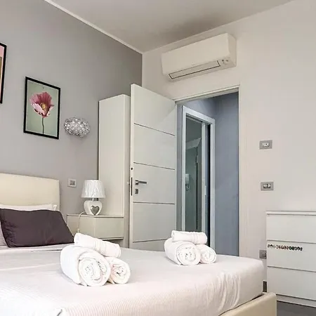 Appartement Family 2br With Balcony, Near Metro Milan