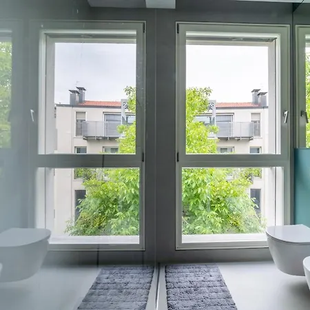 Luxury Penthouse, Exclusive Design & Private Garage Apartment Mailand