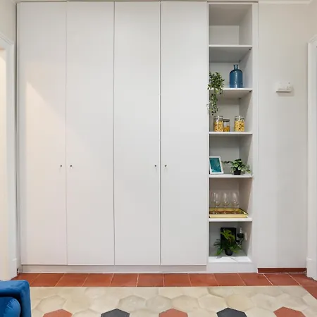 The Rent - Characteristic Three-room Near Via Washington Lägenhet