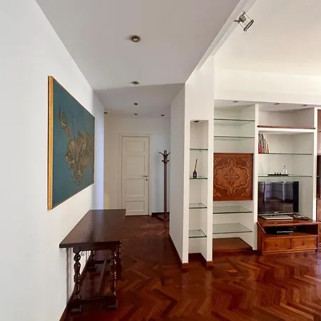 San Marco 33 Apartment *