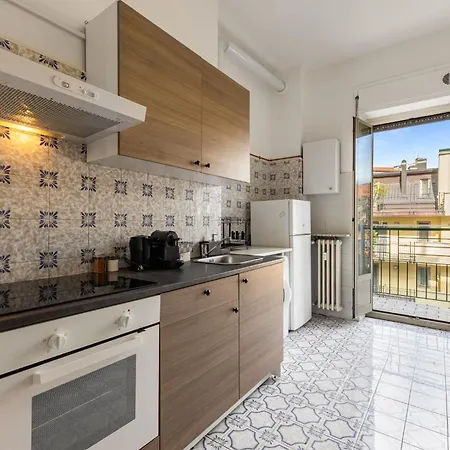 3 Bedrooms Separate 1 Min Walk From Brera, 15 Min Duomo Appartamento Milano