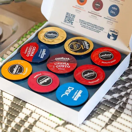 The House - Tram And Parking דירה