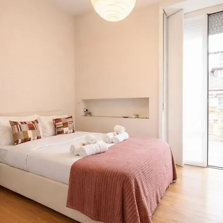Elegant 3br 15 Min Walk To The Duomo, 2 Min To Sempione