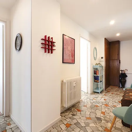 Primopiano - Monte Ceneri Apartamento Milán