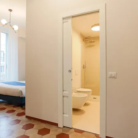 The Rent - Characteristic Three-room Near Via Washington מילאנו