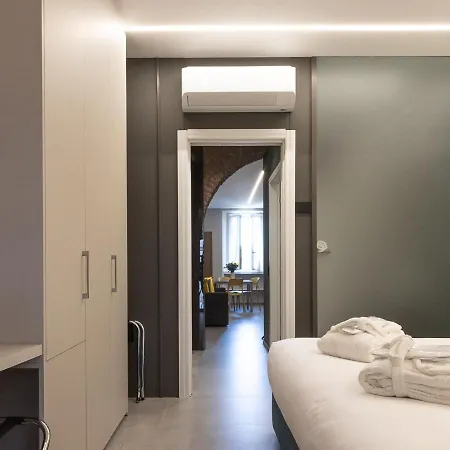 La Finestra Sul Naviglio Grande Appartamento *