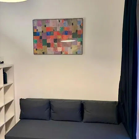Apartman Navigli Comfort Metro Romolo Iulm & Unipol Forum *