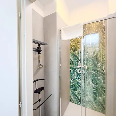 Japanese Luxury Retreat - Dyson - 2 - Zara Daire Milano