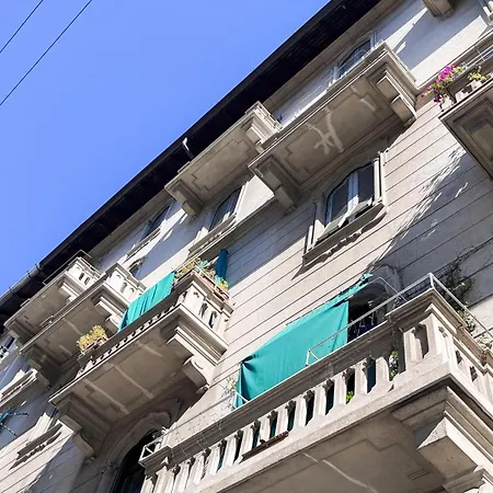 Porta Venezia - Elegante In Palazzo D'epoca Lägenhet *