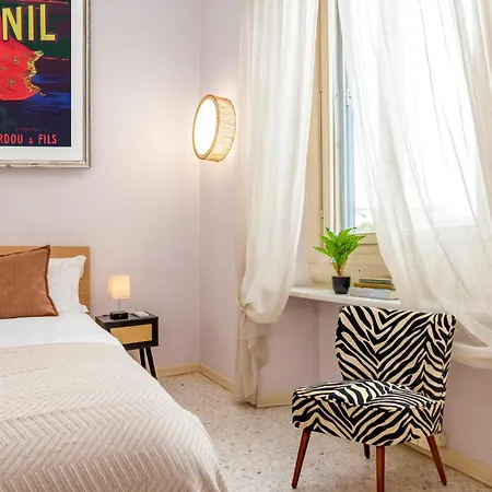 Three-room Flat With Balcony In Porta Romana Apartamento *