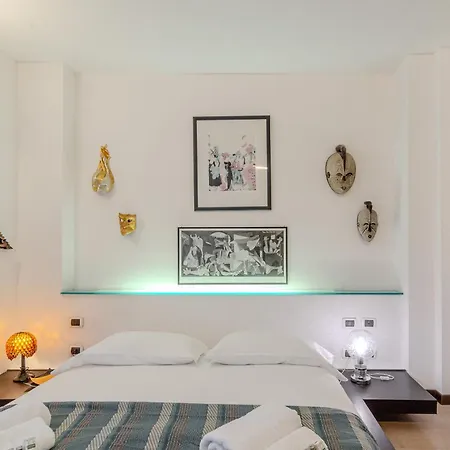 Isola Oasis - Loft With Garden & Free Private Garage アパート