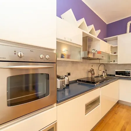 דירה Three-room In The Heart Of