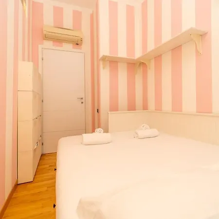 דירה Three-room In The Heart Of