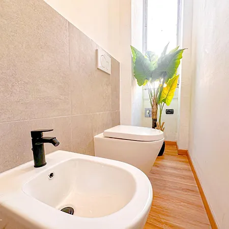 Flatsharing - Friuli House - 3 Bedrooms Milán