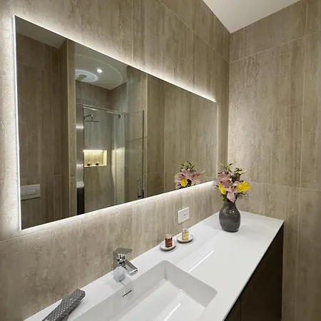 Luxury Station Апартаменты *