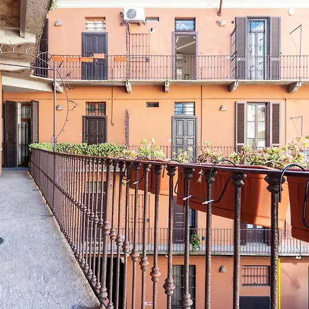 Stylish Apartment-Near Corso Como-Metro Garibaldi Milán