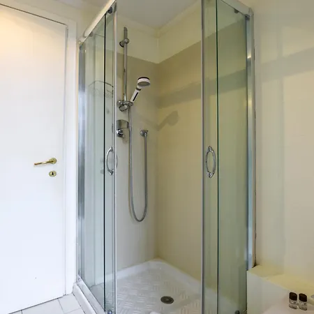 Palermo, 18 - Two-room With Terrace 아파트 밀라노