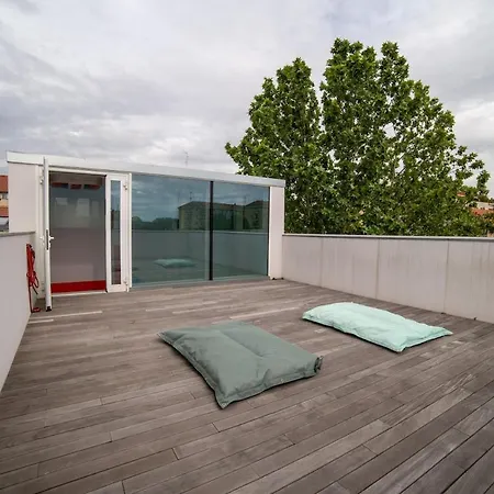 Luxury Penthouse, Exclusive Design & Private Garage *