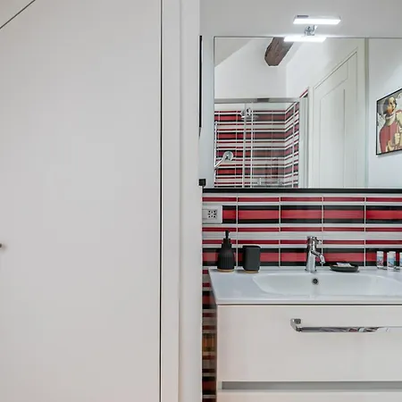 Italianway Comfort - Baiamonti 3 A Апартаменты *