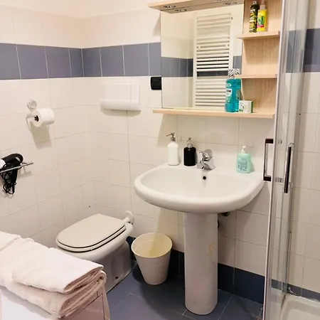 Navigli Comfort Metro Romolo Iulm & Unipol Forum Apartman Milánó