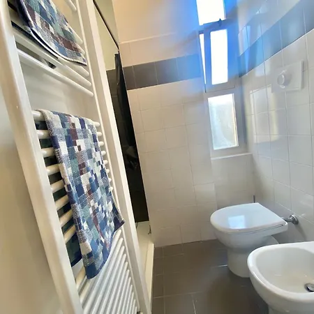 Palma Home, Elegante E Spaziosa Nel Cuore Della Citta Di Milano, Con Metropolitana M1 Gambara 米兰