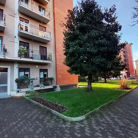 Apartment Mecenate 30 *