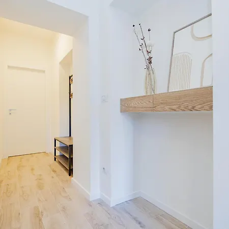 Apartment Bilocale Per 4 Persone Vicino A Corso Buenos Aires - Mirable Pm Milan