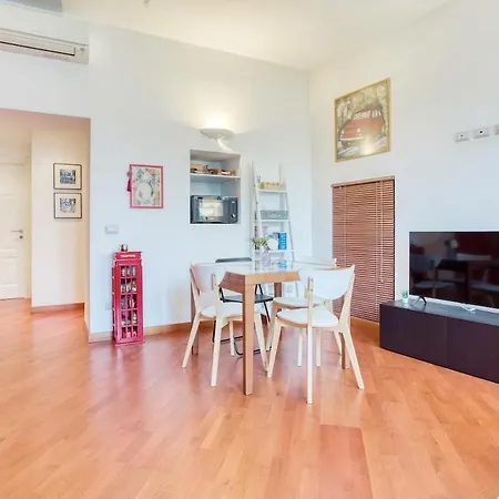 Easylife - - Campionesi 3 - Porta Romana Apartment *