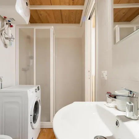 Guesthost - Modern Loft Lima M1 Corso Buenos Aires アパート ミラノ