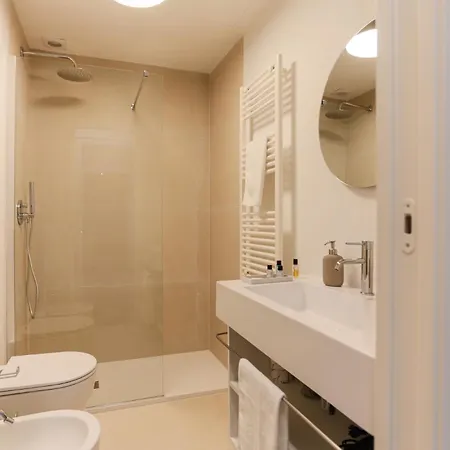 The Rent - Characteristic Three-room Near Via Washington * Milano