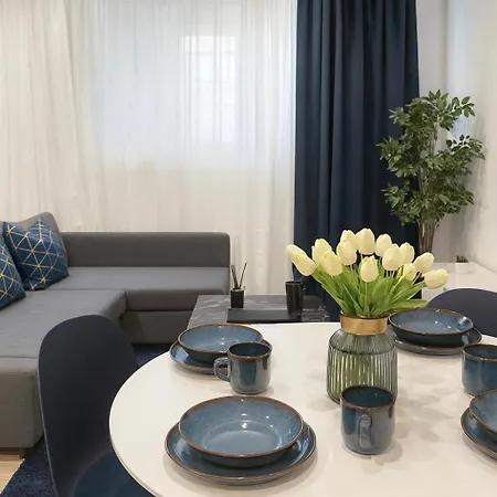 The Boutique Houses - San Siro With Private Parking - Bande Nere M1 Metro Direct To Duomo- Apartments Milan City Center